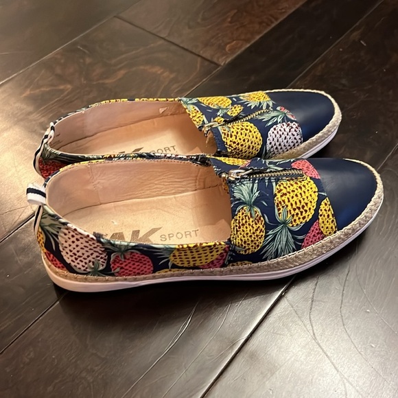 Anne Klein pineapple blue espadrilles 8.5 - Picture 2 of 9